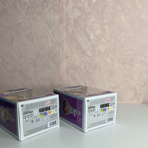 Funko Pop! K-Pop Demon Hunters Rumi and Jinu Figures In Hand!!! - Picture 11 of 13